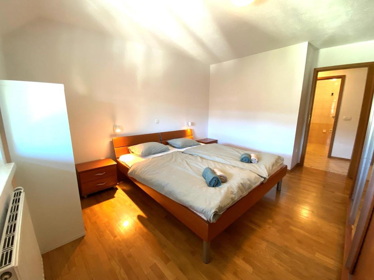 Apartment Above Lake Bled Ngoại thất bức ảnh